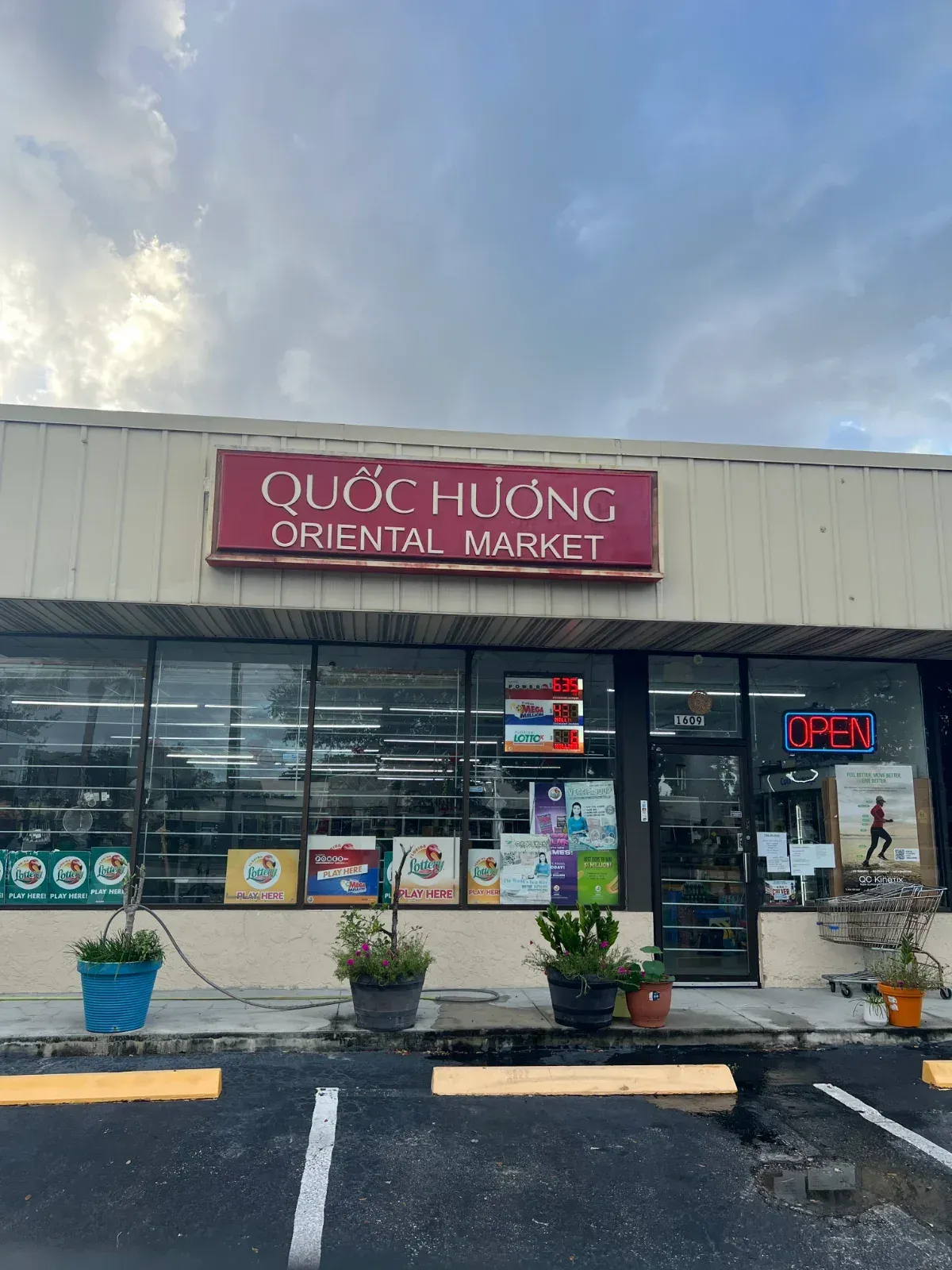 Quốc Hương Oriental Market – Chợ Thực Phẩm Việt Nam & Á Châu | Vietnamese & Asian Groceries